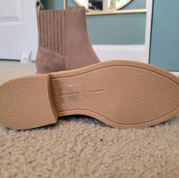 Dolce Vita boot - Picture 3 of 5